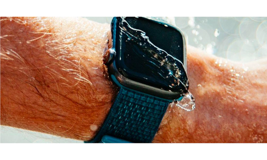 Apple Watch in Water - Tips, Resistance & Functionality