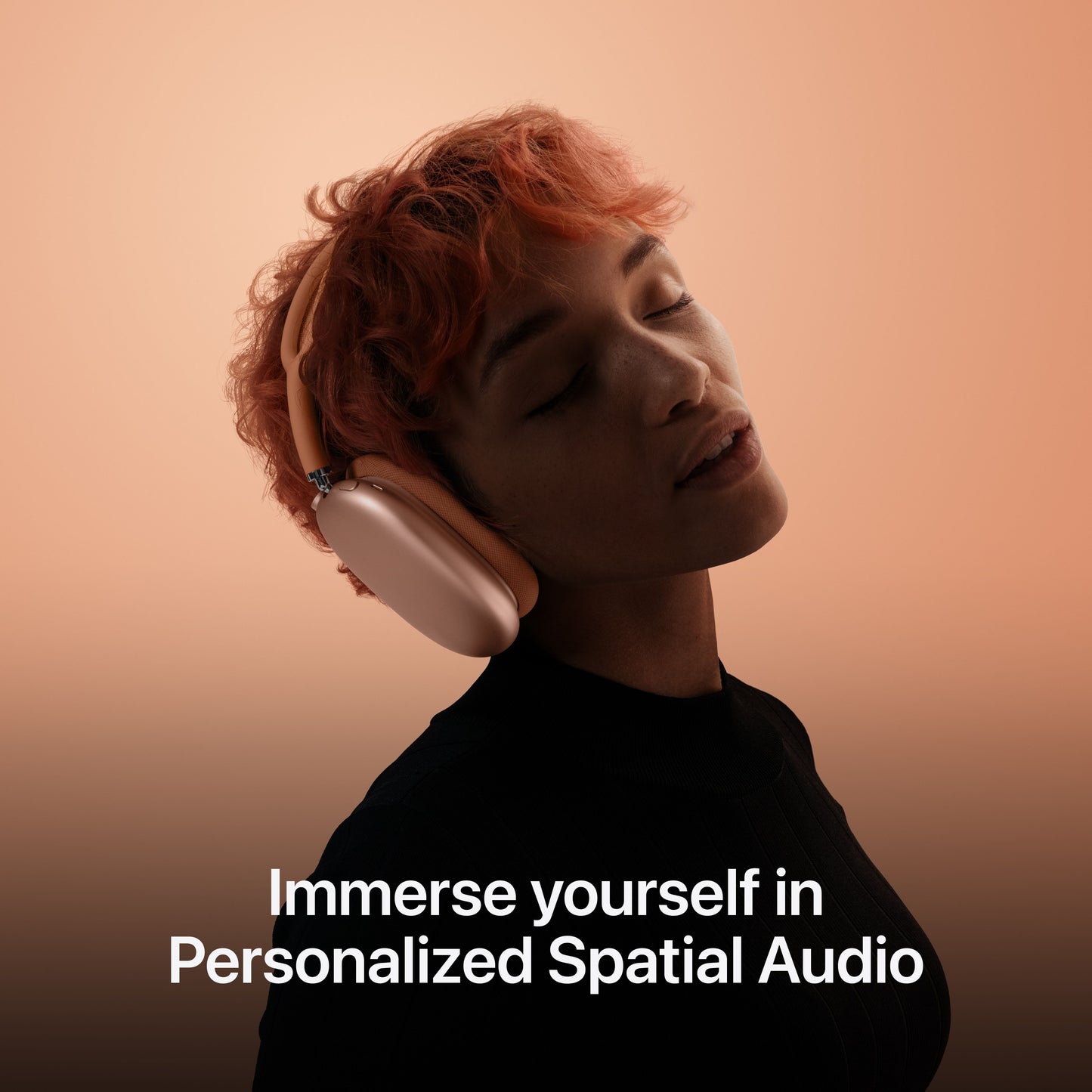 AirPods_Max_2024_Orange_PDP_Image_Position_7__en-ME
