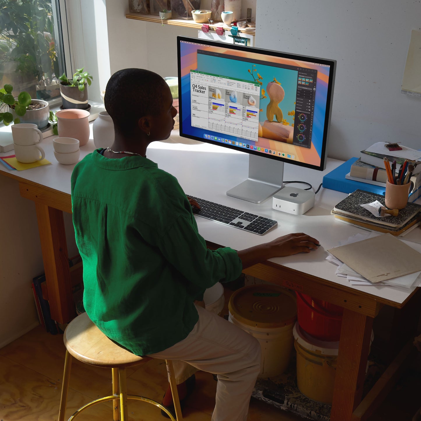 Mac_mini_with_M4_Pro_Silver_PDP_Image_Position_6__en-AE