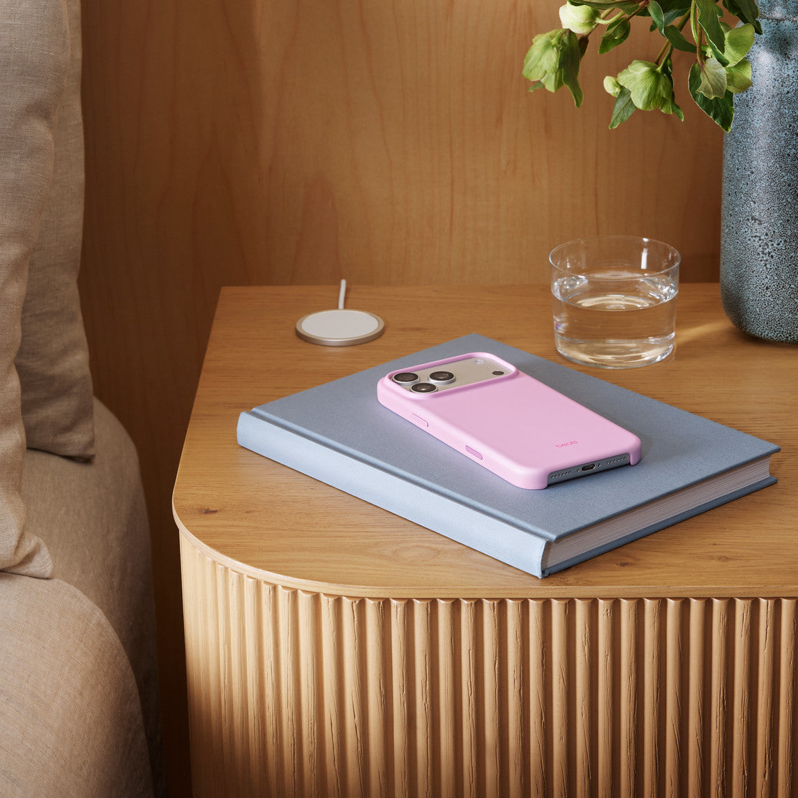 Beats iPhone 17 Pro Max Case with MagSafe and Camera Control Pebble Pink