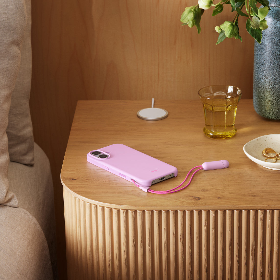 Beats iPhone 17 Kickstand Case with MagSafe and Camera Control Pebble Pink