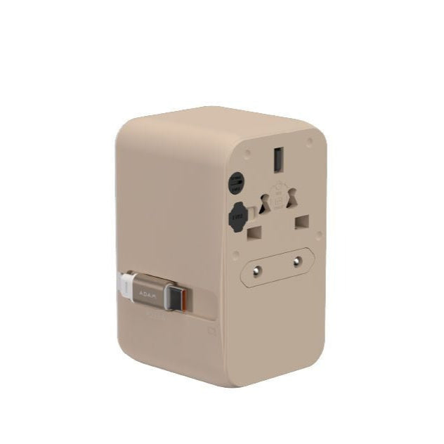 محول سفر عالمي T35L بقوة 35 وات من Adam Elements مع كابل USB-C مدمج باللون الذهبي