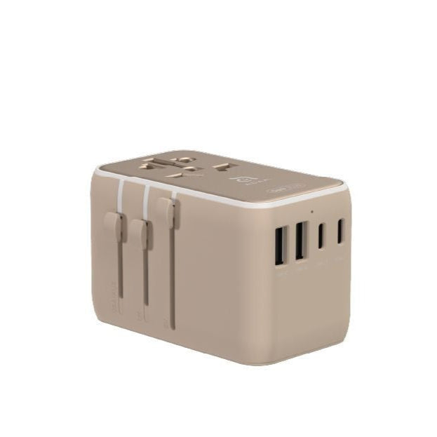 محول سفر عالمي T35L بقوة 35 وات من Adam Elements مع كابل USB-C مدمج باللون الذهبي
