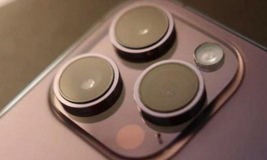 Telephoto Lens on iPhone - What is it, When to use it & How to use it?