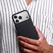 Vonmählen_Like_Leather_Case_iPhone_17_Pro_Max_Black_image_position_3