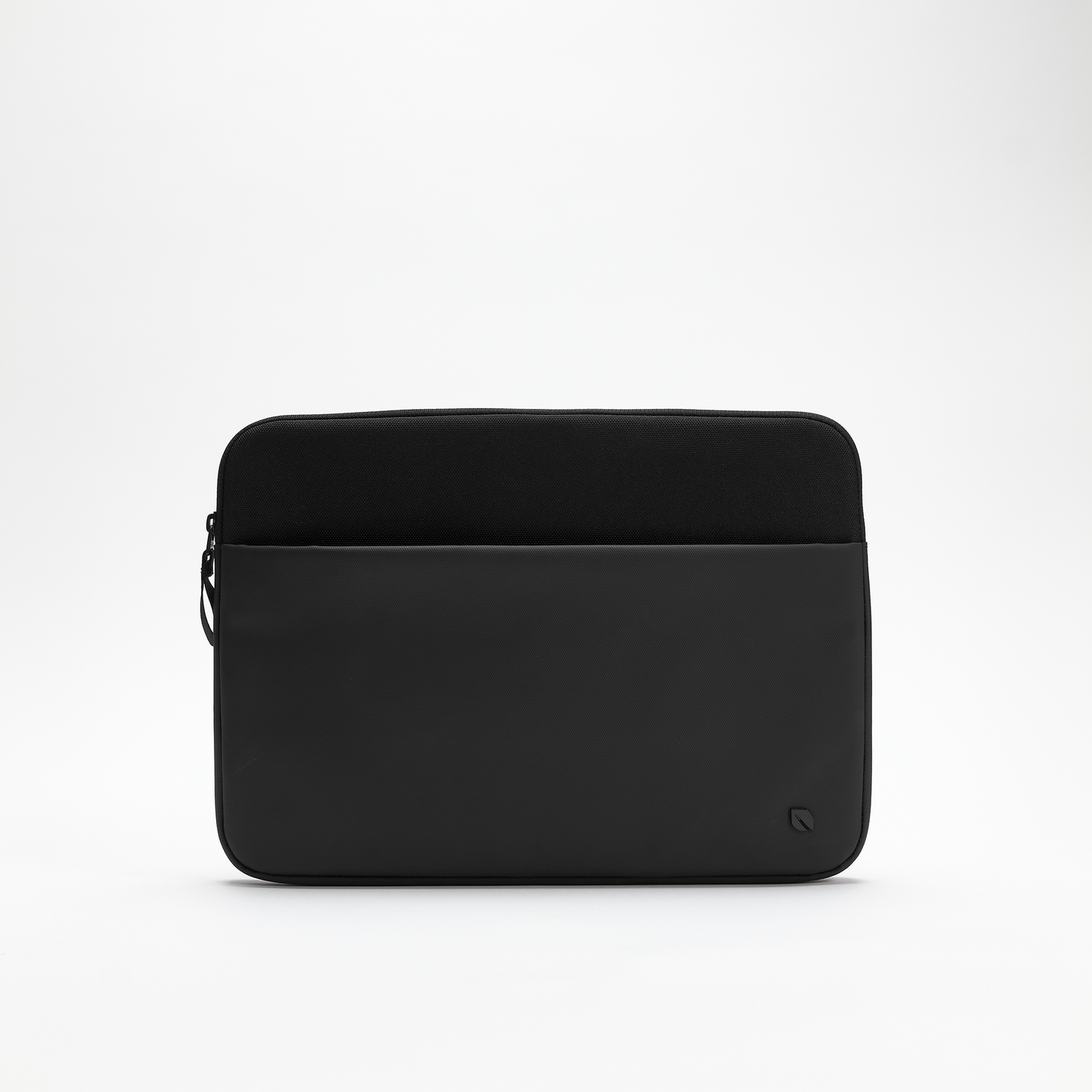 Incase A.R.C. Sleeve For 14-Inch Laptop - Black
