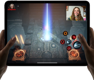 يُظهر iPad Pro لعبة عالية الأداء تُلعب في Shareplay