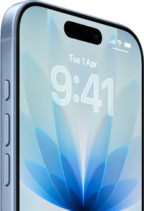 iPhone 17، الجزء الأمامي الخارجي، لون أزرق الضباب، الجزيرة الديناميكية في المنتصف، الأزرار: زر الإجراء، الصوت
