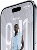 iPhone Air، الواجهة الأمامية، الجانب الخارجي، يعرض شاشة كاملة مع شاشة القفل