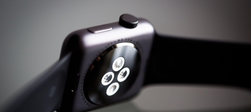 How do you remove online the apple watch band